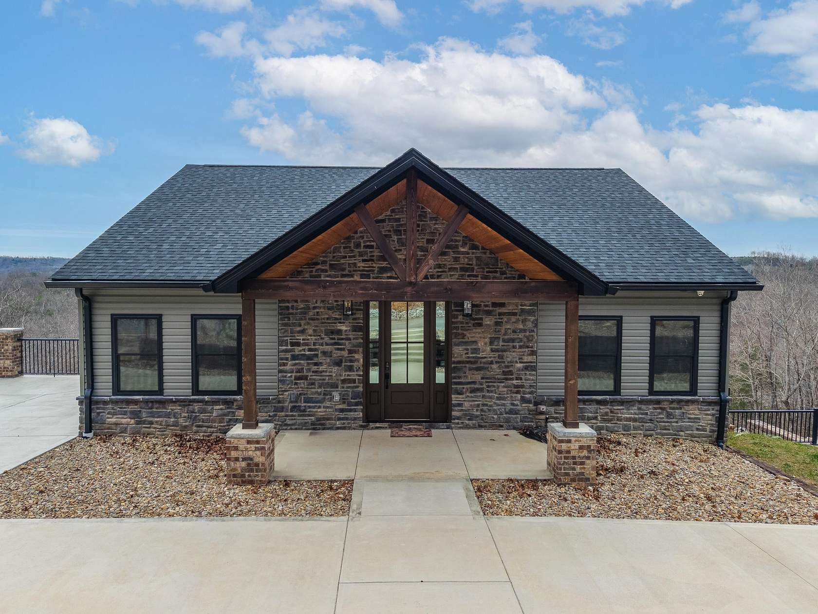 1.5 Acres of Residential Land with Home for Sale in Burnside, Kentucky