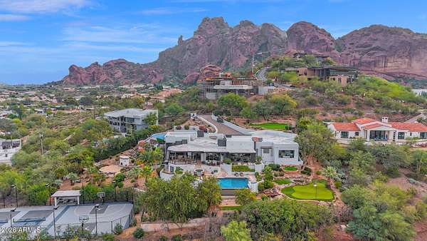 2 Acres of Land with Home for Lease in Phoenix, Arizona