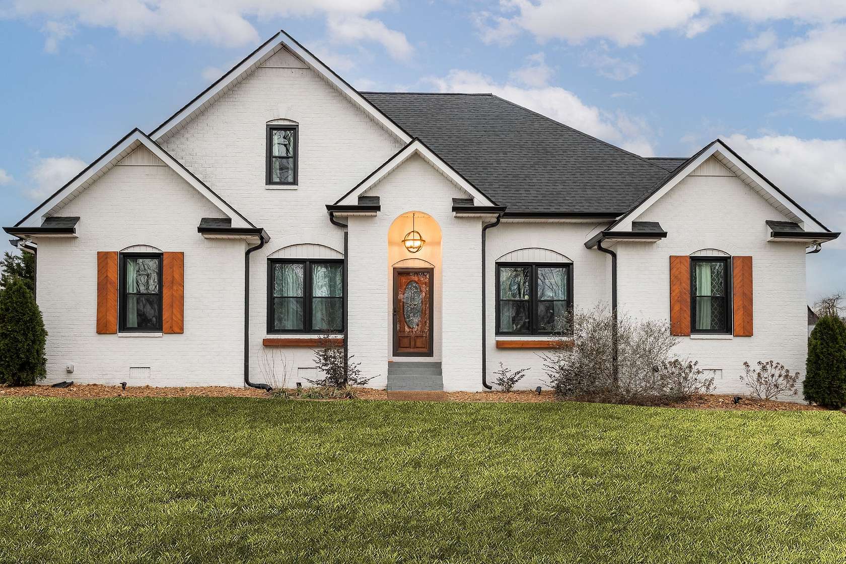 5 Acres of Residential Land with Home for Sale in Castalian Springs, Tennessee