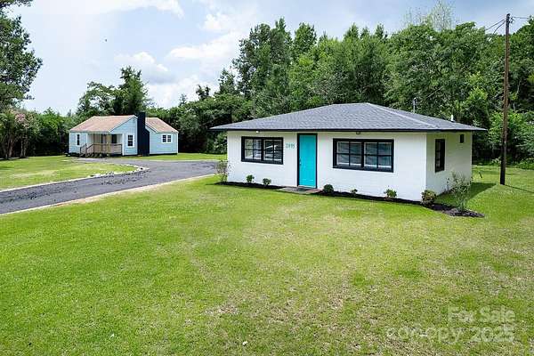 2.19 Acres of Residential Land with Home for Sale in Fort Lawn, South Carolina