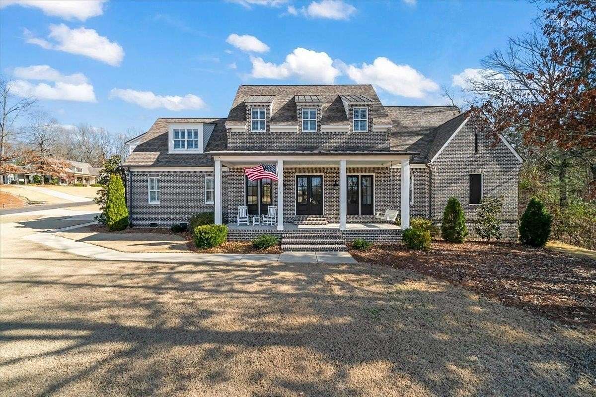 2 Acres of Residential Land with Home for Sale in Arlington, Tennessee