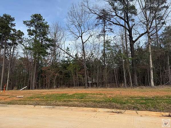 0.58 Acres of Residential Land for Sale in Texarkana, Texas