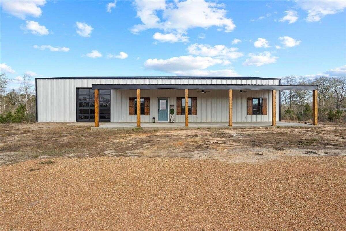 18 Acres of Land with Home for Sale in Wiggins, Mississippi