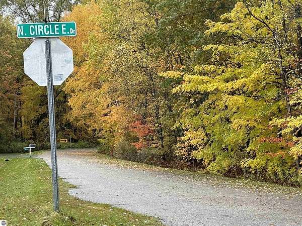 0.48 Acres of Residential Land for Sale in Farwell, Michigan