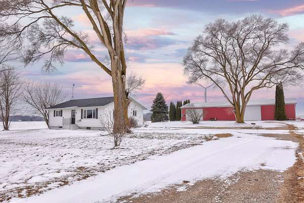 1.5 Acres of Residential Land with Home for Sale in Vassar, Michigan