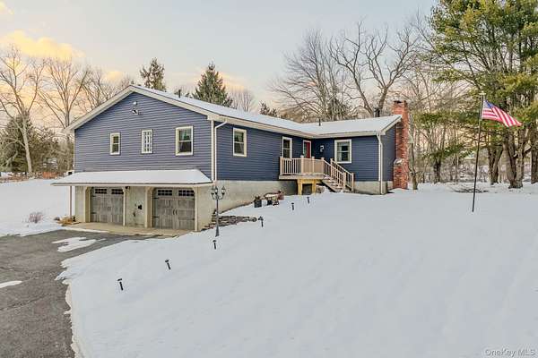 10 Acres of Land with Home for Sale in Wallkill, New York