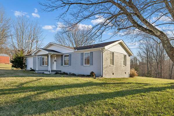 5 Acres of Land with Home for Sale in Lafayette, Tennessee