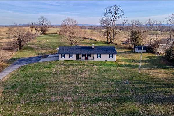 2.37 Acres of Residential Land with Home for Sale in Paint Lick, Kentucky