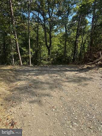 3 Acres of Residential Land for Sale in Marshall, Virginia
