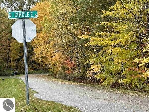 0.48 Acres of Residential Land for Sale in Farwell, Michigan