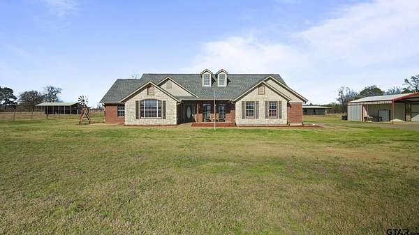 9.87 Acres of Residential Land with Home for Sale in Alba, Texas