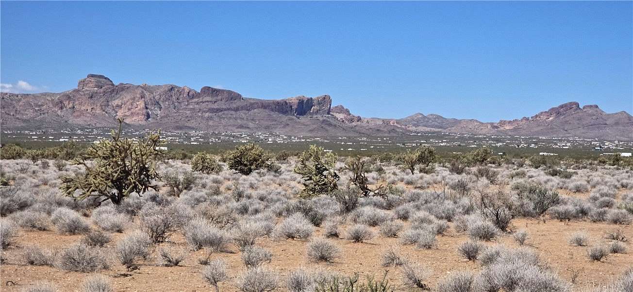 10 Acres of Land for Sale in Golden Valley, Arizona