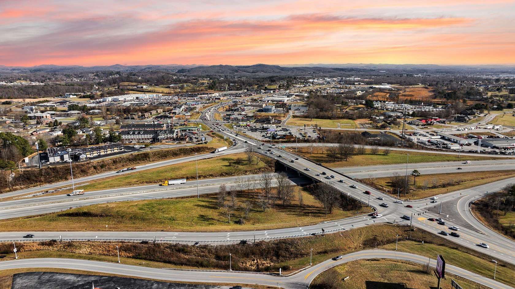 15 Acres of Mixed-Use Land for Sale in London, Kentucky