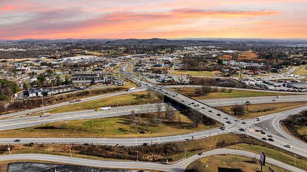 15 Acres of Mixed-Use Land for Sale in London, Kentucky