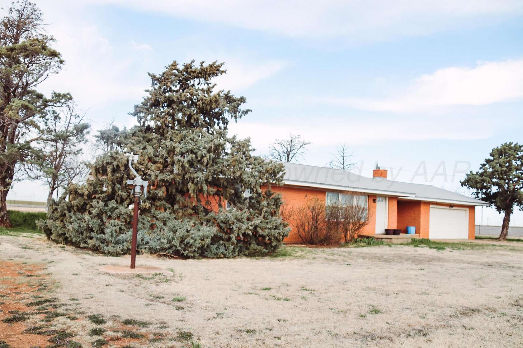 10 Acres of Residential Land with Home for Sale in Floydada, Texas