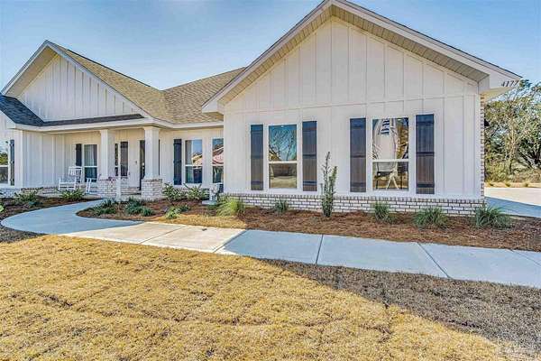 2.6 Acres of Residential Land with Home for Sale in Milton, Florida