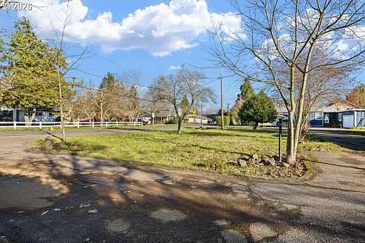 0.13 Acres of Residential Land for Sale in Eugene, Oregon
