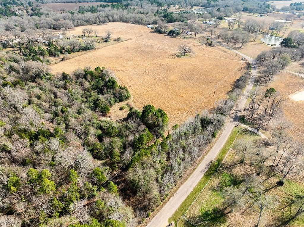 10 Acres of Land for Sale in Palestine, Texas