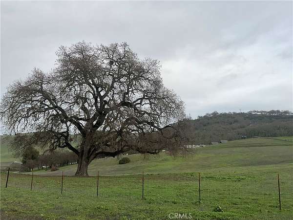 9 Acres of Residential Land for Sale in Bradley, California