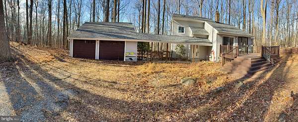 4.6 Acres of Residential Land with Home for Sale in Smithsburg, Maryland