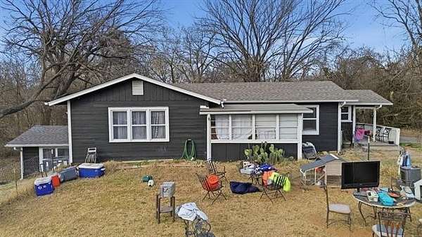 2 Acres of Land with Home for Sale in Tulsa, Oklahoma