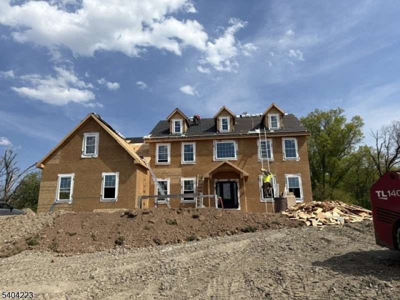 5 Acres of Land with Home for Sale in Blairstown Township, New Jersey