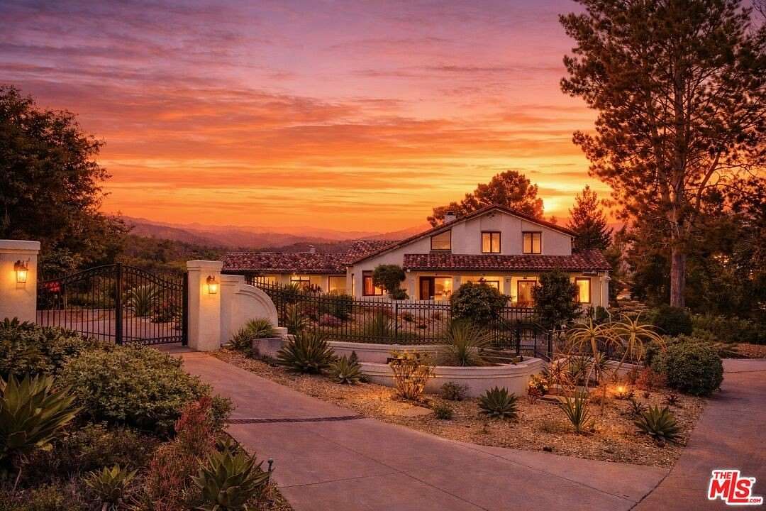 1.89 Acres of Residential Land with Home for Sale in Calabasas, California