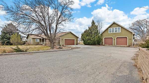 1.9 Acres of Residential Land with Home for Sale in Fruita, Colorado