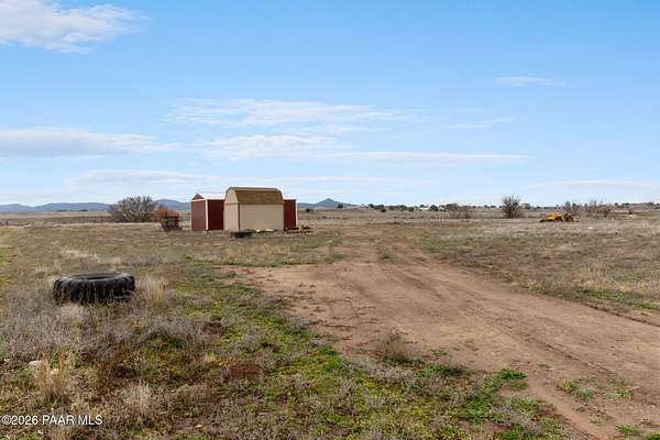 8 Acres of Residential Land for Sale in Paulden, Arizona