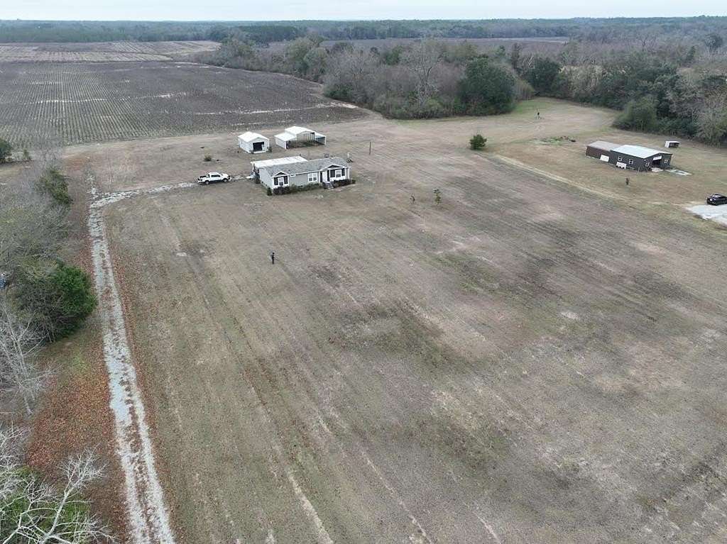 7 Acres of Land with Home for Sale in Blakely, Georgia