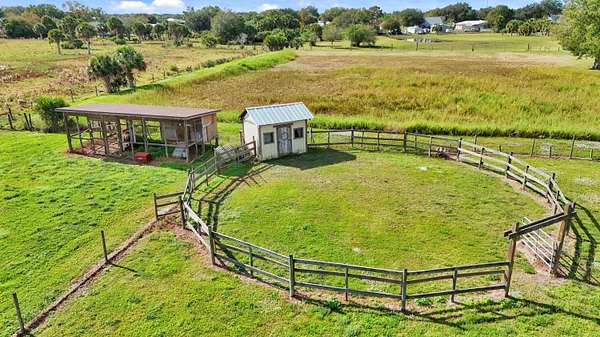 28 Acres of Agricultural Land for Sale in Okeechobee, Florida