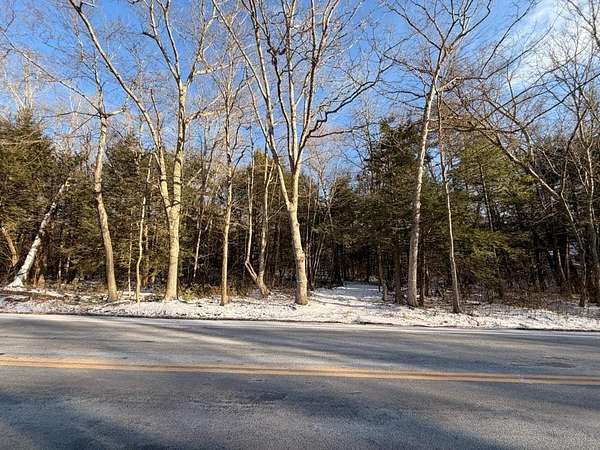 2.28 Acres of Residential Land for Sale in Glocester Town, Rhode Island