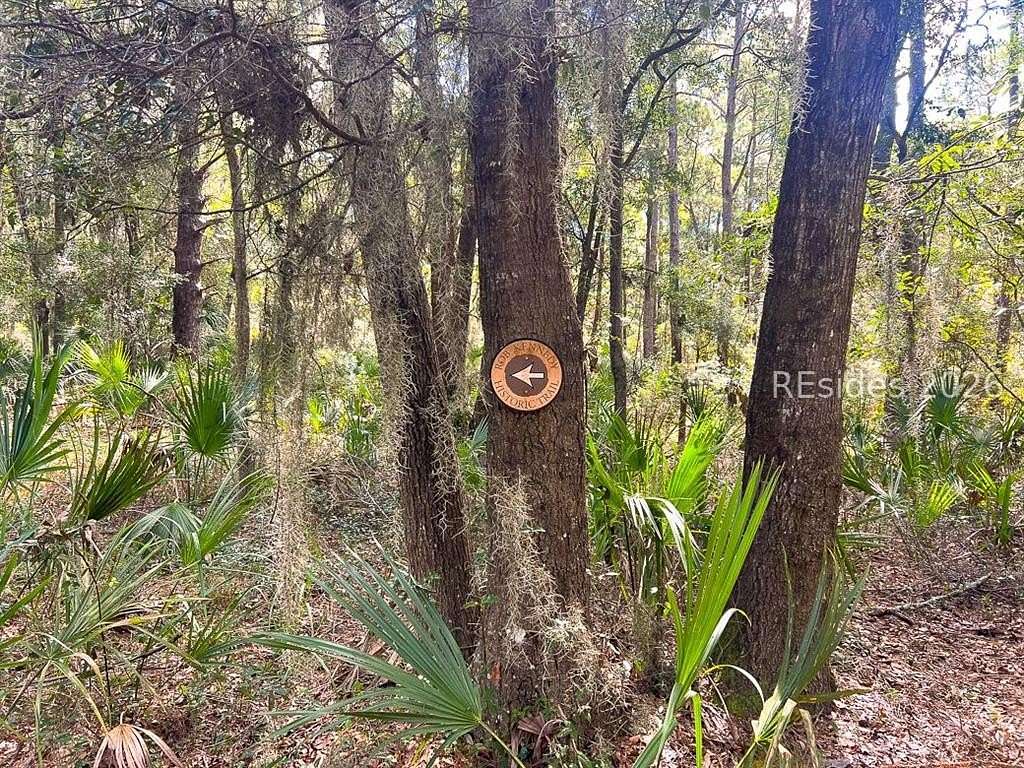 Residential Land for Sale in Daufuskie Island, South Carolina