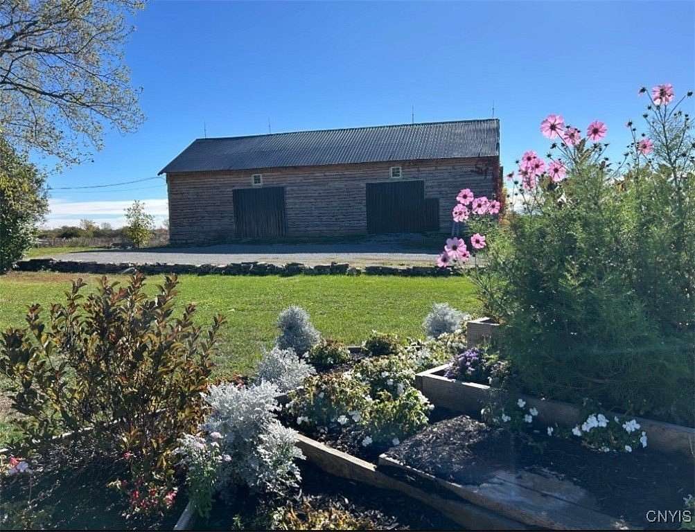 4.48 Acres of Residential Land with Home for Sale in Cape Vincent, New York