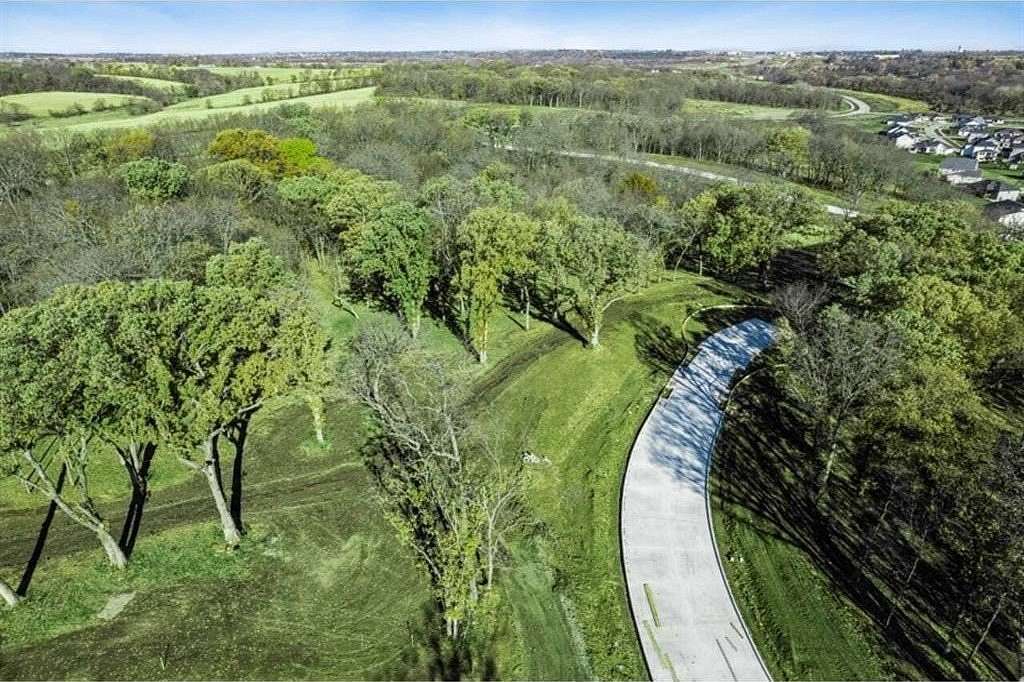2.52 Acres of Residential Land for Sale in West Des Moines, Iowa