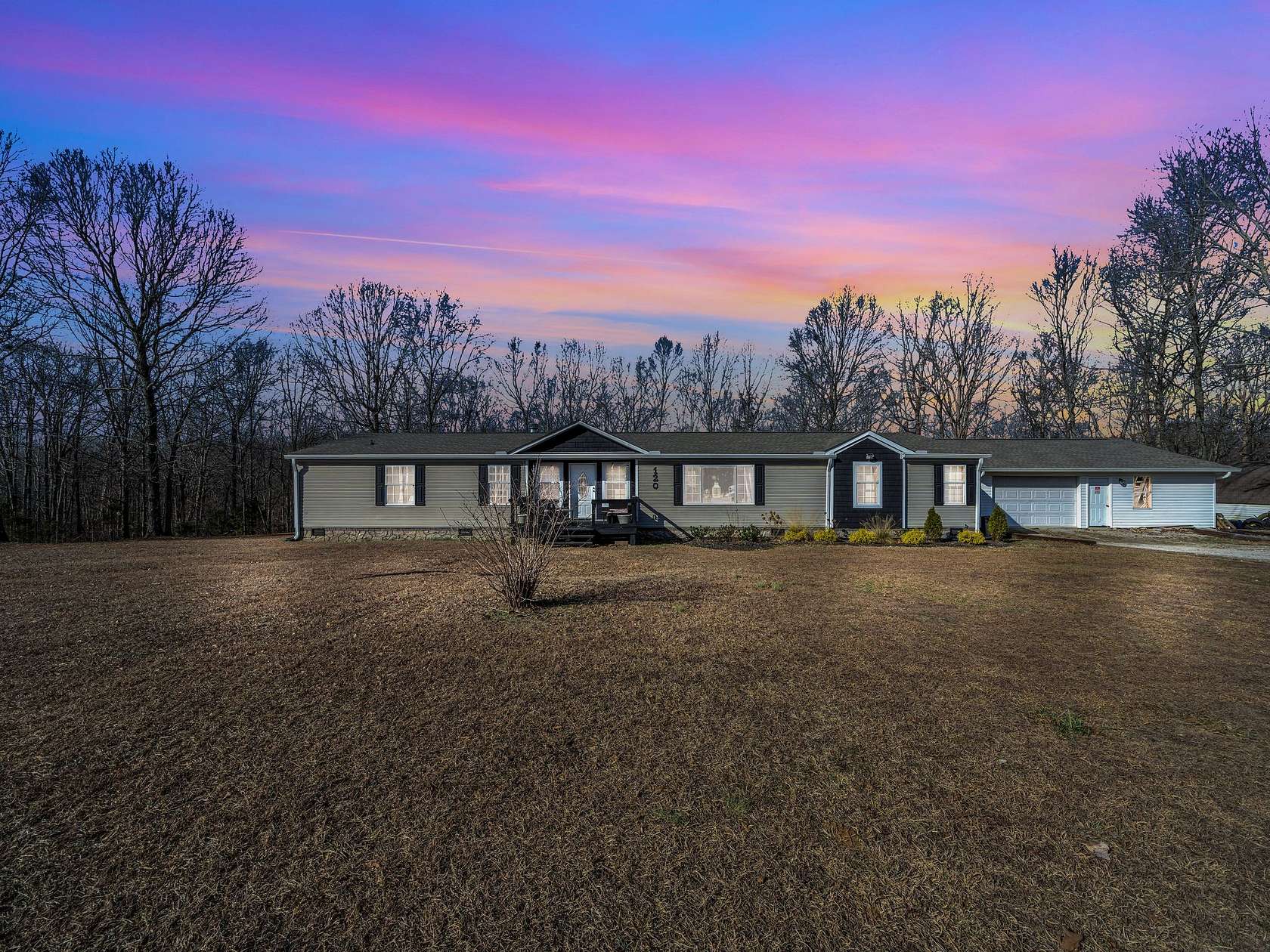 5 Acres of Residential Land with Home for Sale in McEwen, Tennessee