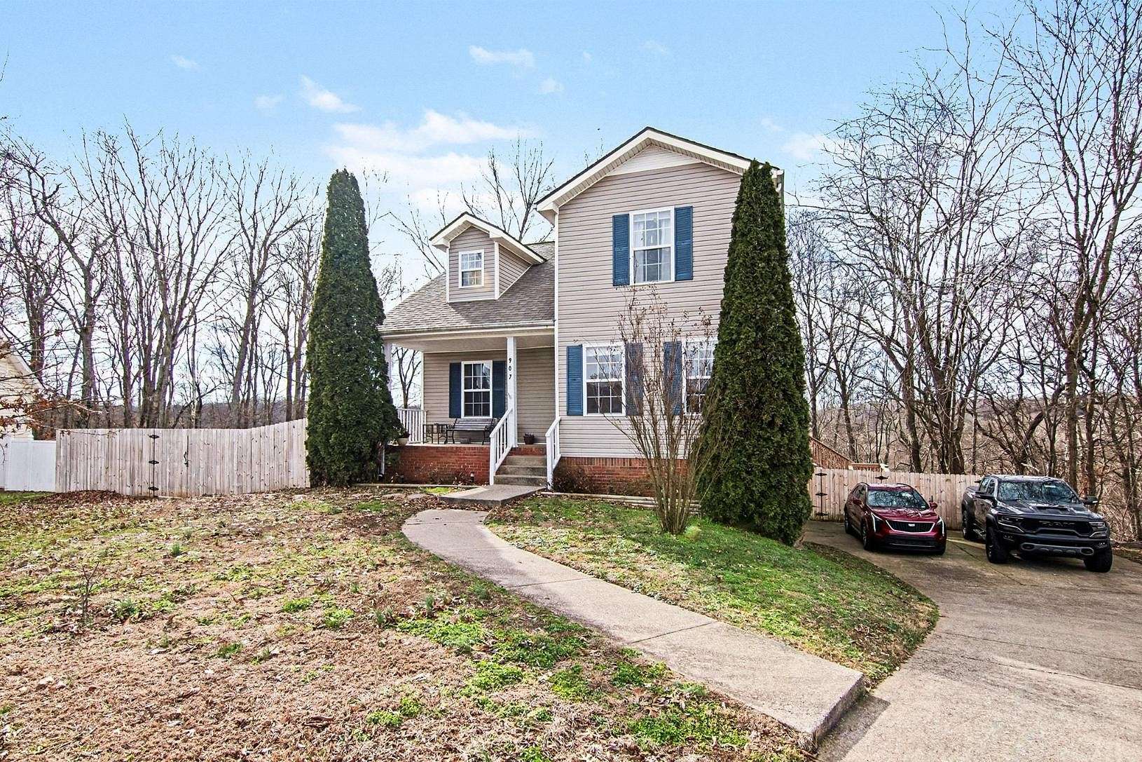 1.7 Acres of Land with Home for Sale in Clarksville, Tennessee