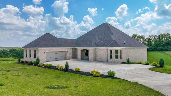 1.8 Acres of Residential Land with Home for Sale in Richmond, Kentucky