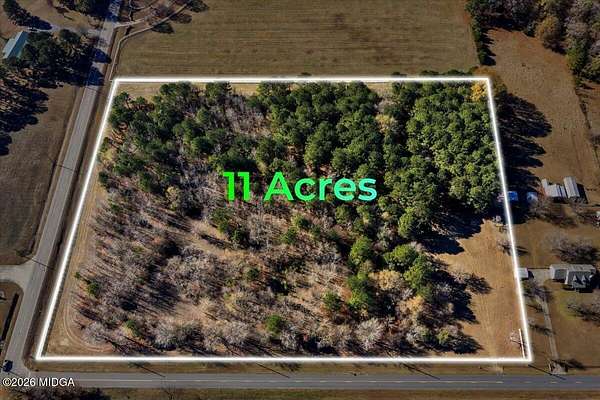 11 Acres of Land for Sale in Byron, Georgia