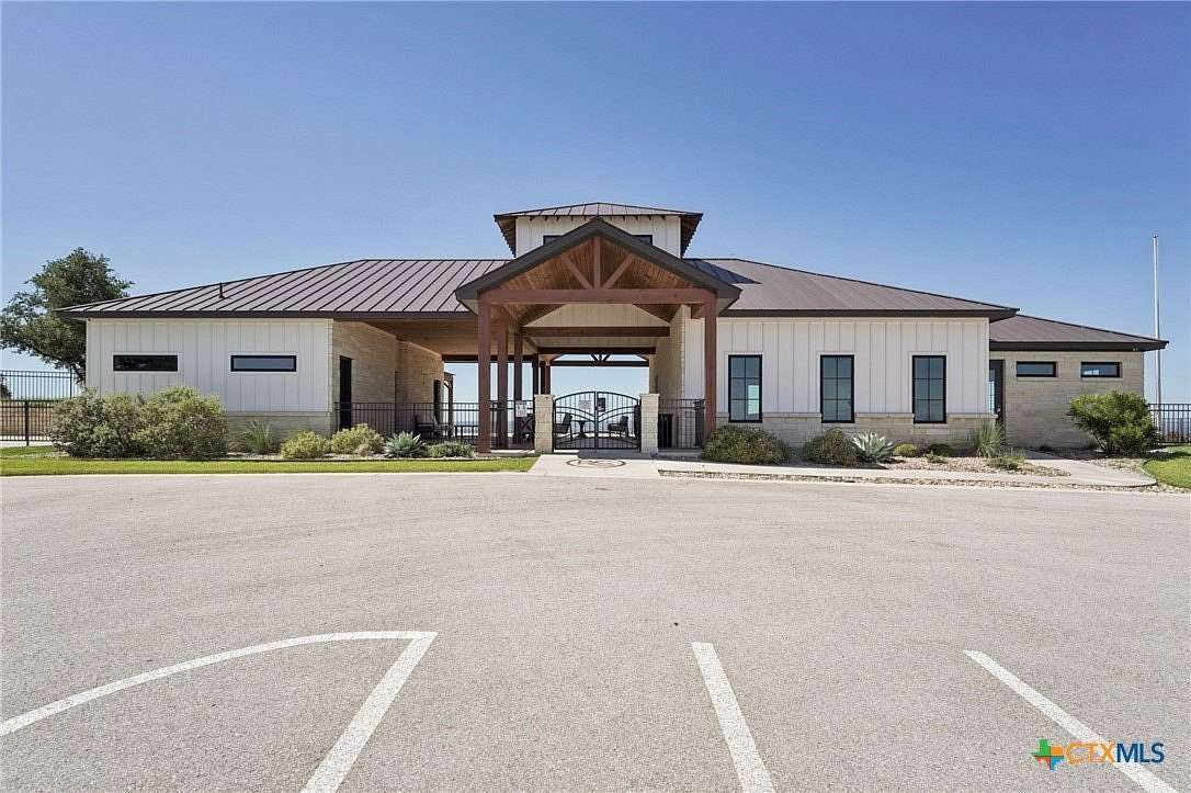 2.24 Acres of Residential Land for Sale in Kingsland, Texas