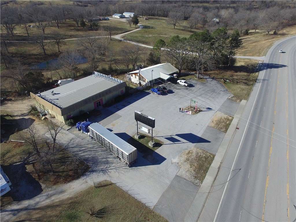 1.67 Acres of Improved Mixed-Use Land for Sale in Green Forest, Arkansas