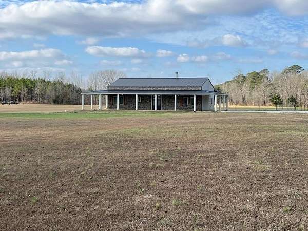 8.9 Acres of Residential Land with Home for Sale in Saltillo, Mississippi