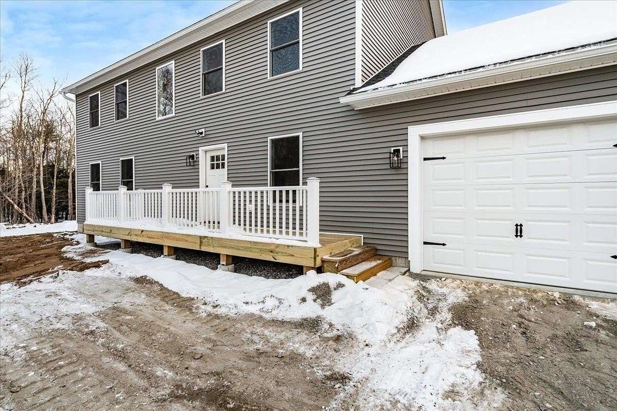 2.76 Acres of Residential Land with Home for Sale in Loudon, New Hampshire