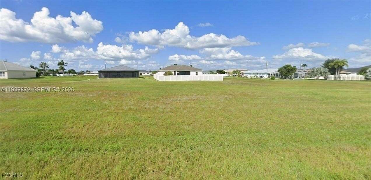 Residential Land for Sale in Cape Coral, Florida