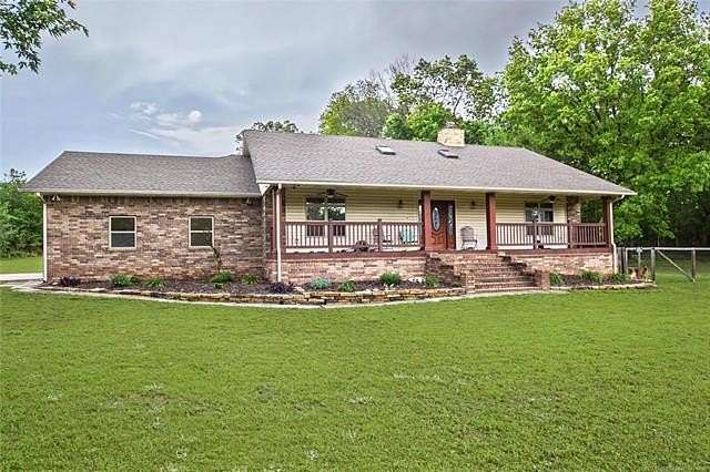 4.3 Acres of Land with Home for Sale in Tahlequah, Oklahoma