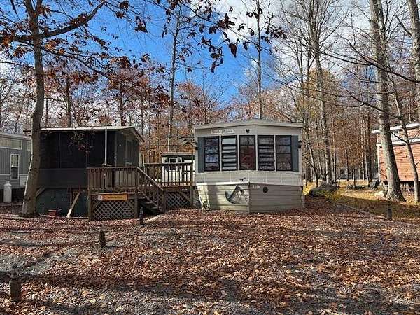 0.14 Acres of Residential Land for Sale in Gouldsboro, Pennsylvania