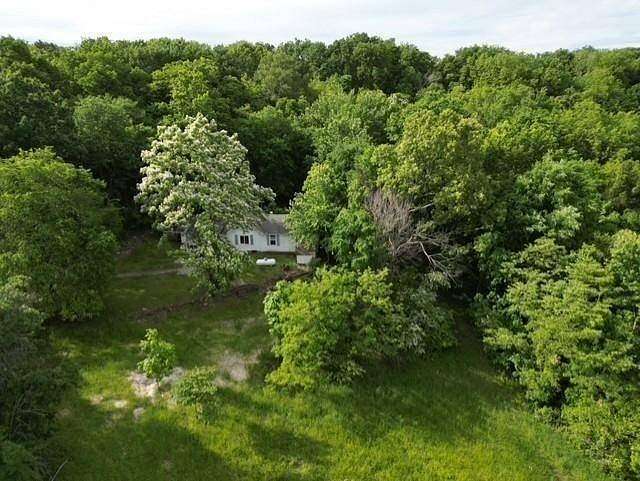 6 Acres of Residential Land for Sale in Prairie Grove, Arkansas