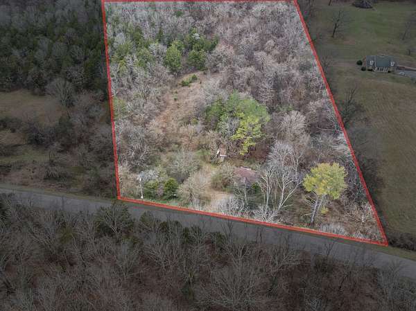 5.45 Acres of Residential Land with Home for Sale in Nashville, Tennessee