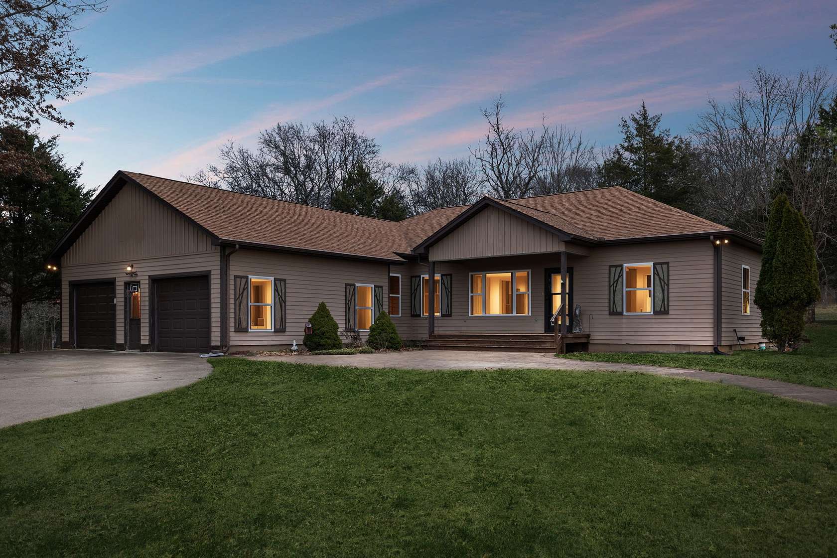 32 Acres of Land with Home for Sale in Mount Juliet, Tennessee