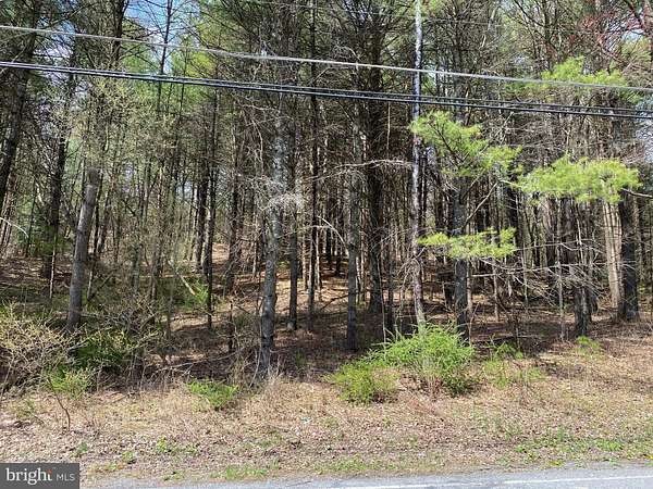 0.95 Acres of Residential Land for Sale in Kunkletown, Pennsylvania
